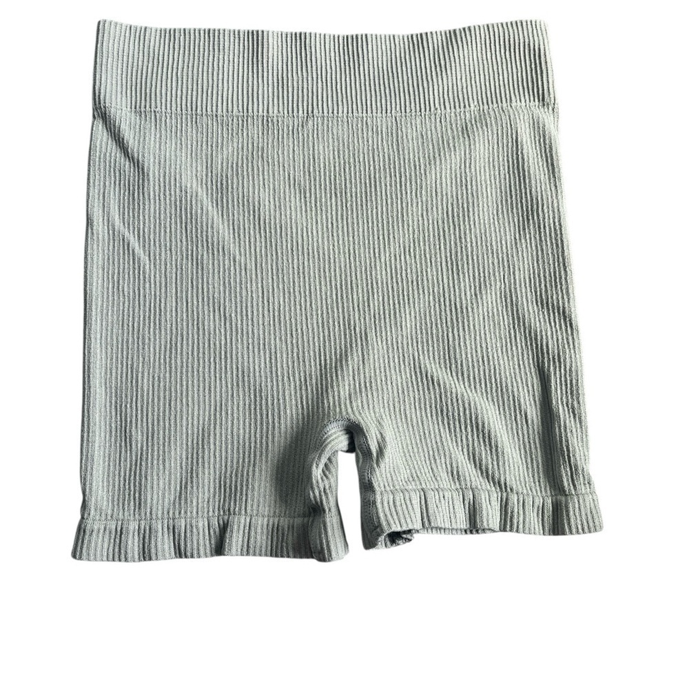 Skims Ribbed Bicycle Shorts Size S/M Light Gray